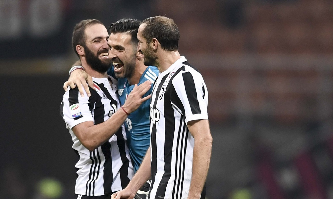 Βόμβα… με Γιουβέντους!