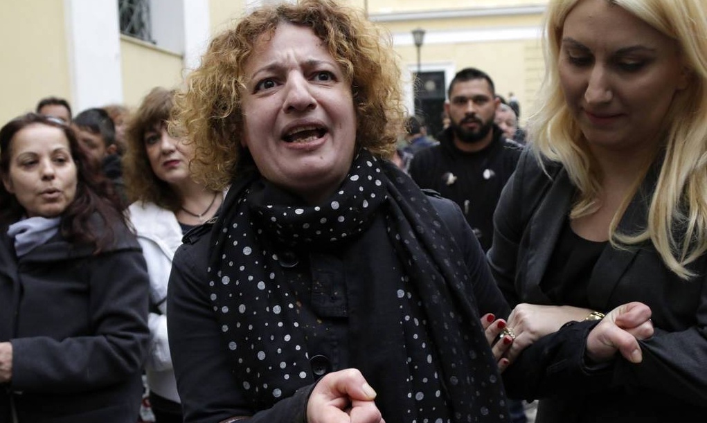 Σε αυτό το βλέμμα, «ψοφάει» ο πολιτισμός…