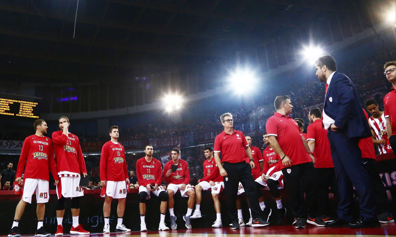 Ολυμπιακός: Η ήττα στο ΣΕΦ έφερε μίτινγκ διαρκείας στα αποδυτήρια!