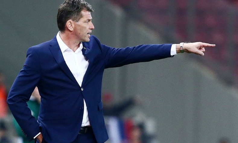 Σκίμπε: «Θα συνεχίσω στην Εθνική»