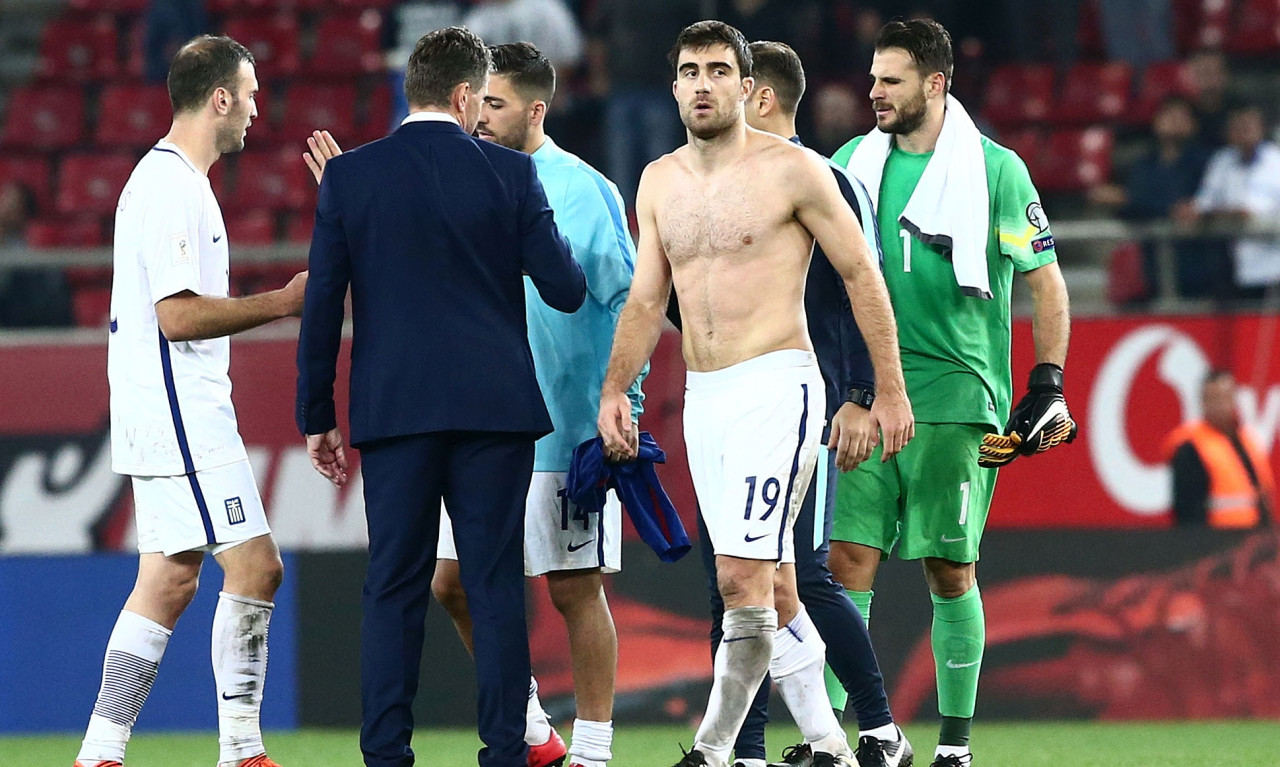 Κροατία-Ελλάδα: Ο Ντάλιτς ζήτησε τη φανέλα του Παπασταθόπουλου (pics)