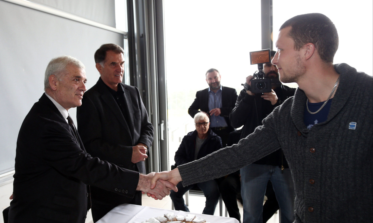 ΑΕΚ: Αυτή είναι η πρόταση Μελισσανίδη σε Γιόχανσον!