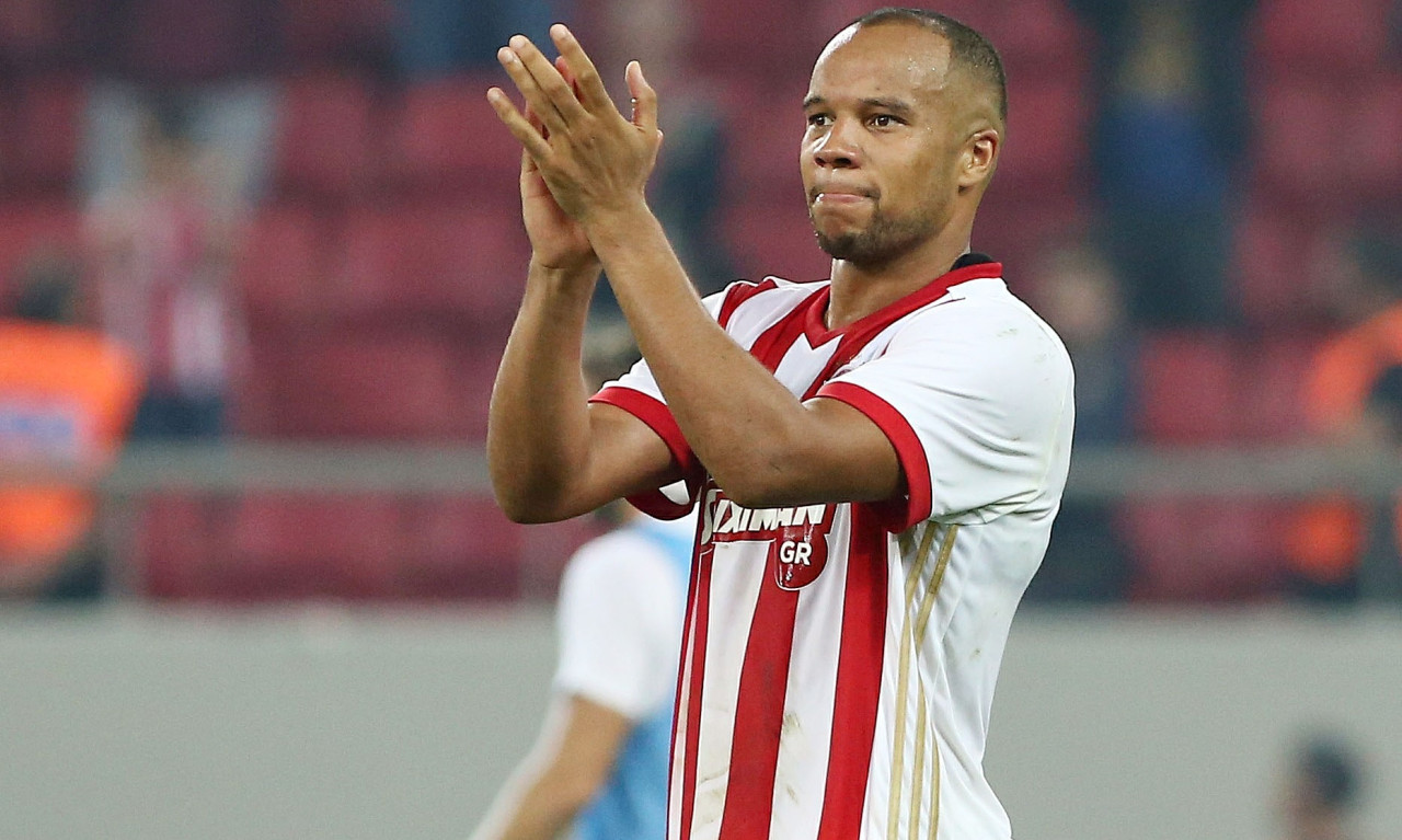 Ολυμπιακός: Αυτό λέει ο Οτζίτζα για την… φυγή του! (photos)