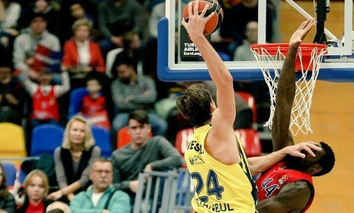 Ο Μέλι σόκαρε την ΤΣΣΚΑ Μόσχας σε νεκρό χρόνο