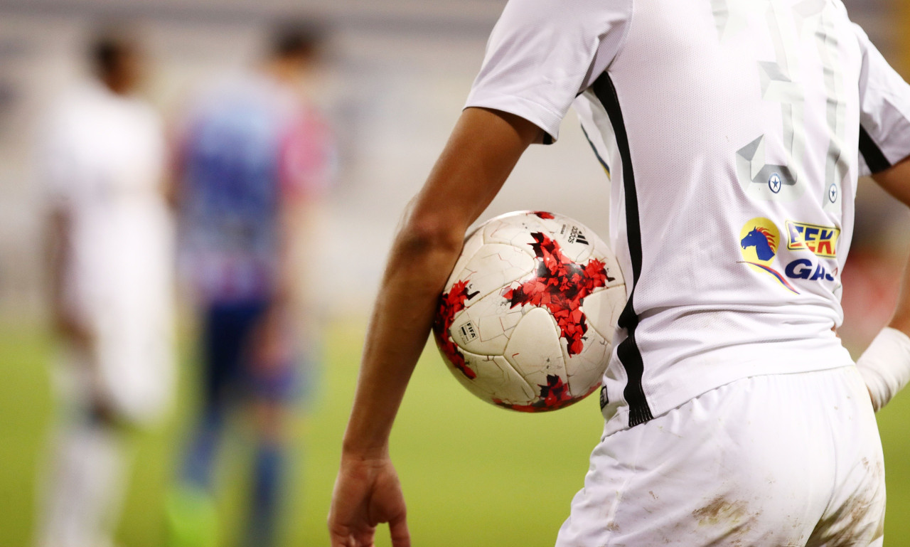 Στην πρώτη θέση η ΑΕΚ