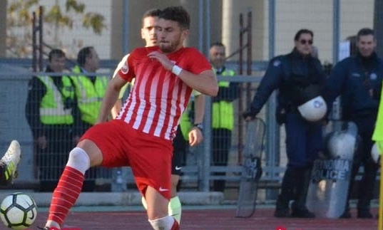 Επεισόδια στο Βόλο: Το πανό του Μπέου που έκανε άνω κάτω το Ολυμπιακός Βόλου-ΝΠΣ Βόλος! (pics)