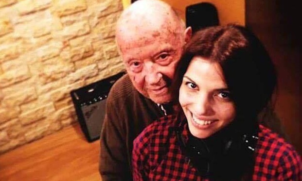 Η «μούσα» του Μίμη Πλέσσα στο νέο της δισκογραφικό «σπίτι»