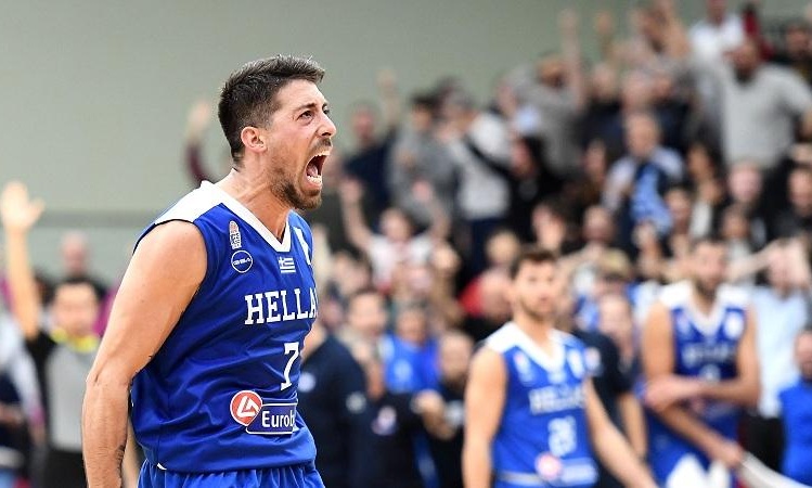 Η τριποντάρα του Αθηναίου λύτρωσε την Ελλάδα (video)