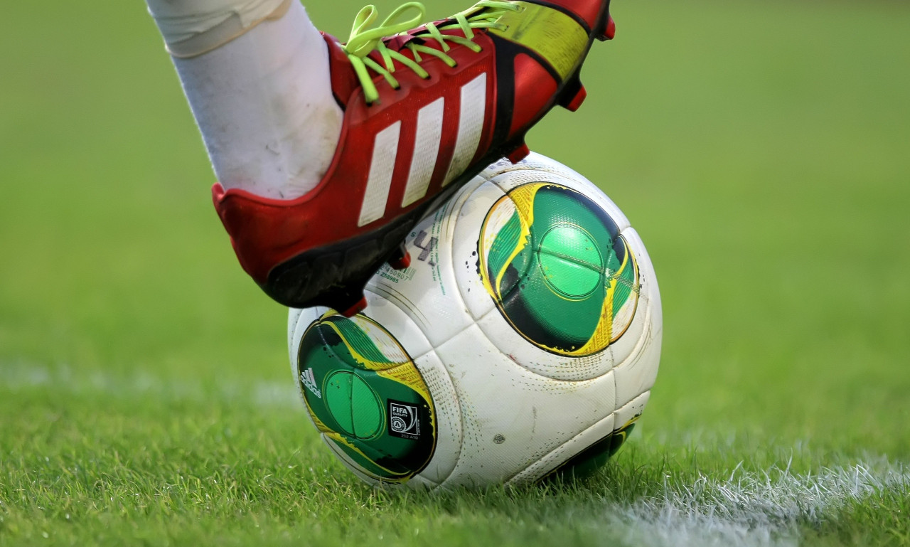 Σοκ για γνωστό ποδοσφαιριστή -  Εκτός δράσης για έξι εβδομάδες (photos)