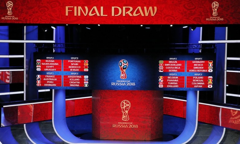 Κλήρωση Μουντιάλ 2018: Η φωτογραφία Πελέ και Μαραντόνα που «έριξε» το ίντερνετ (photos)