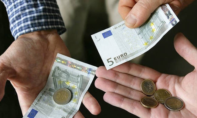 Κοινωνικό μέρισμα: Έπαθαν σοκ όταν είδαν ποιος είχε… υποβάλει αίτηση