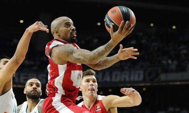 Θίοντορ: «Συναρπαστική η ατμόσφαιρα στο ΟΑΚΑ, εξωφρενικός ο Καλάθης»