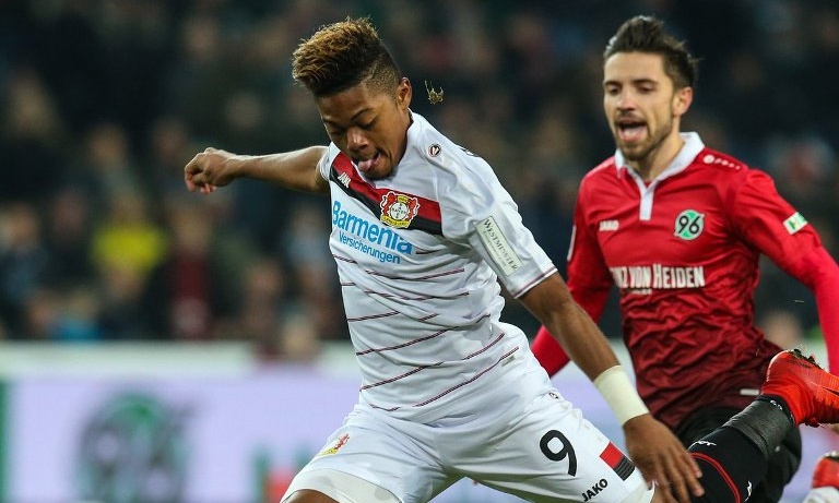 Οκτώ γκολ αλλά χωρίς νικητή στο Αννόβερο-Λεβερκούζεν (video)