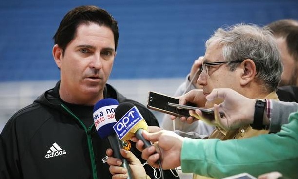 Πασκουάλ: «Νίκη έστω και με έναν πόντο» (videos)