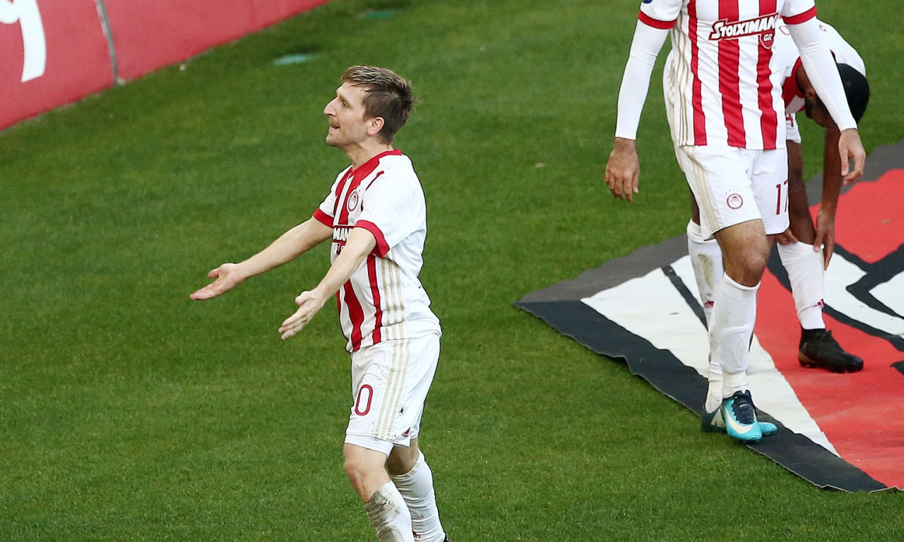 Σάρωσαν Μάριν και Βασιλακάκης