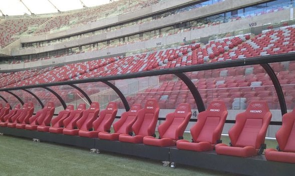 Θα κλάψετε από τα γέλια! Αυτές είναι οι πιο επικές στιγμές σε πάγκους ομάδων (video)