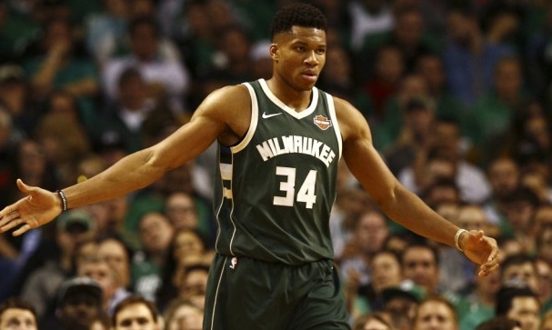 Ευχές-έπος από τον... Ελαφιακό Μιλγουόκι