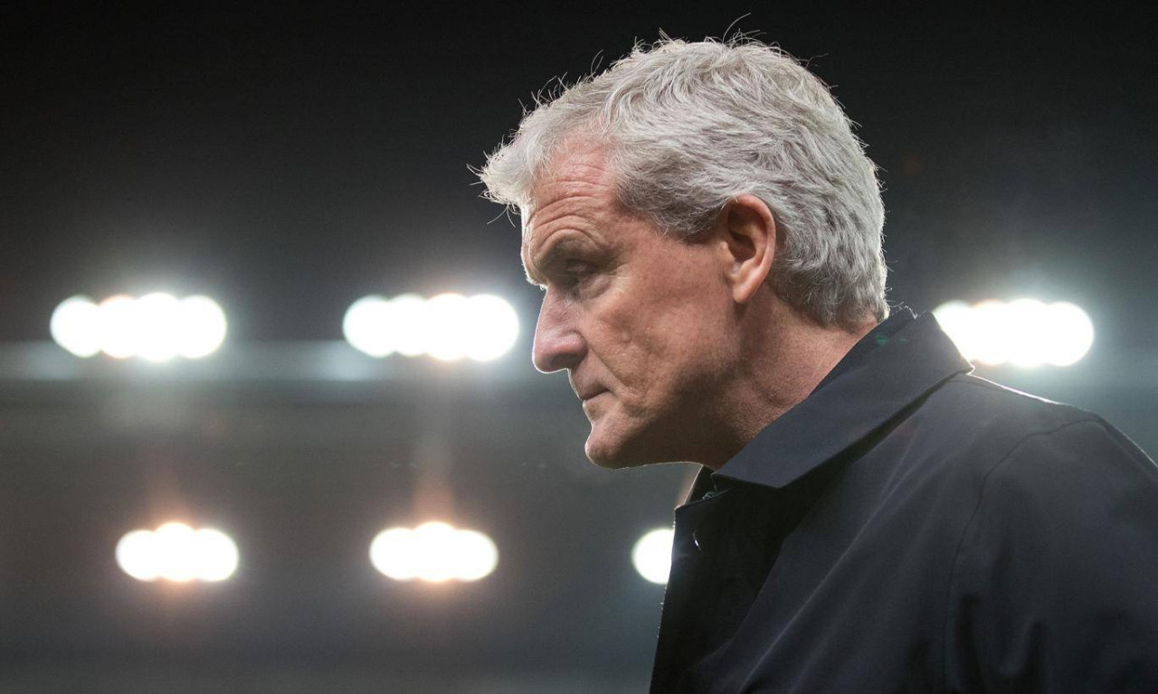 Στόουκ: Τέλος ο Χιούζ