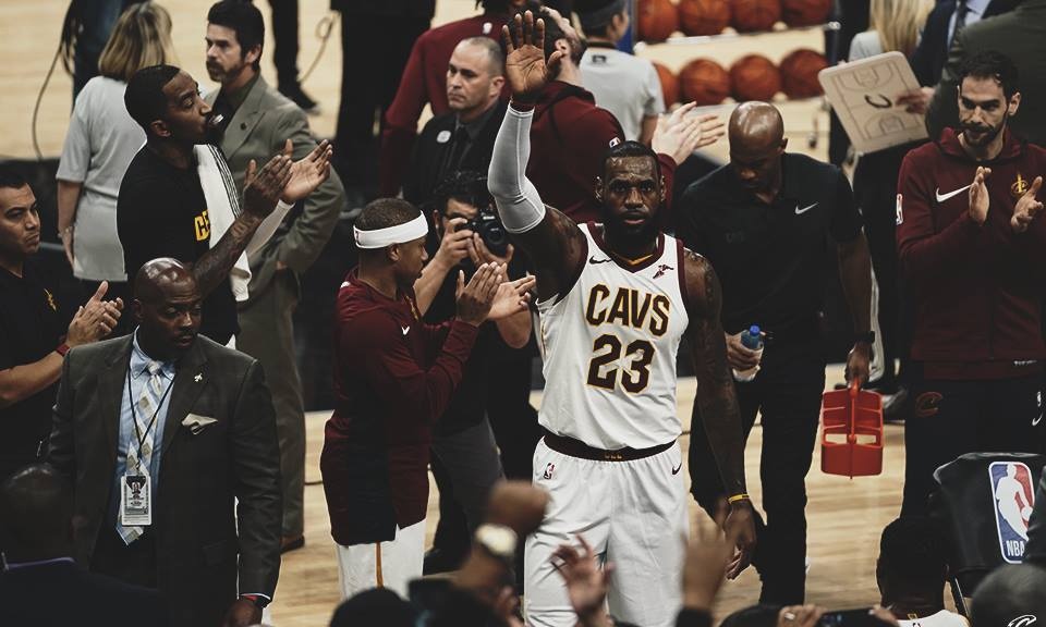 NBA: Ιστορία ο ΛεΜπρόν, νέα ήττα για Καβς!