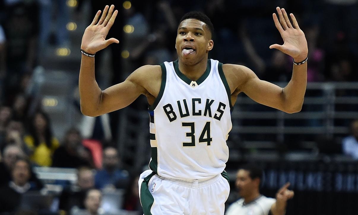 Πρόβλημα με Αντετοκούνμπο