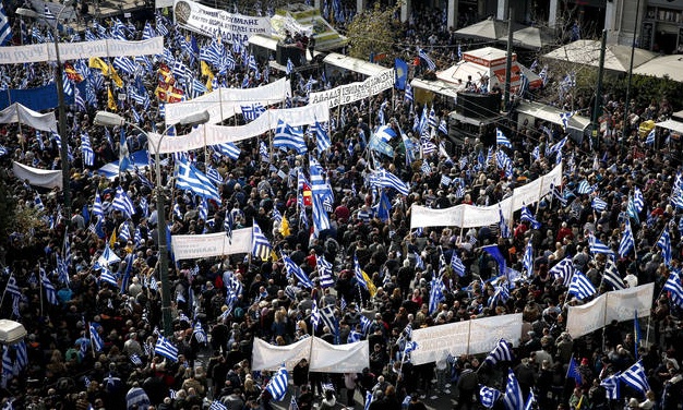 Συλλαλητήριο Αθήνα: Ασύλληπτη τραγωδία με άνδρα στο Σύνταγμα
