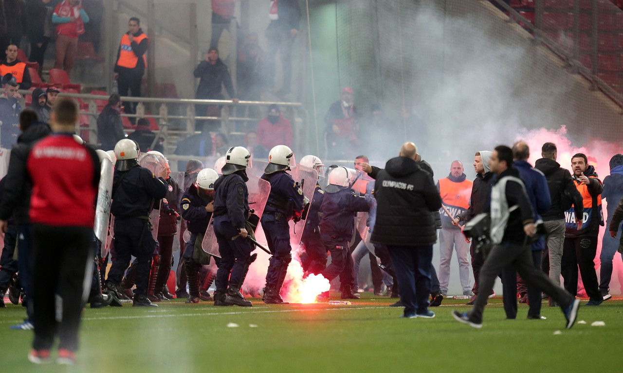 Οριστικό: Με αυτές τις ποινές κινδυνεύει ο Ολυμπιακός για τα επεισόδια με ΑΕΚ!