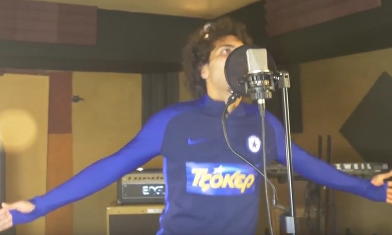 Ουάρντα και όχι μόνο σε... καψουροτράγουδα για τον Άγιο Βαλεντίνο (video)