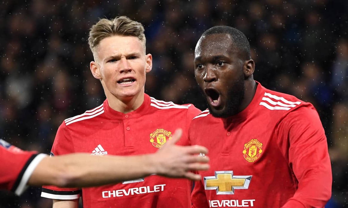 Άνετα στους «8» η Μάντσεστερ Γιουνάιτεντ (video)