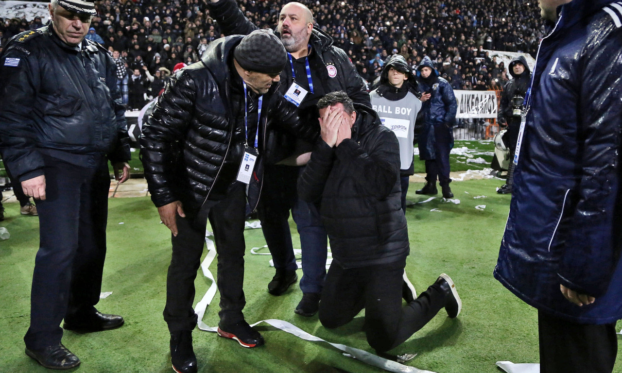 ΠΑΟΚ - Ολυμπιακός: Συνελήφθη ο οπαδός που πέταξε το ρολό ταμειακής! (photos)