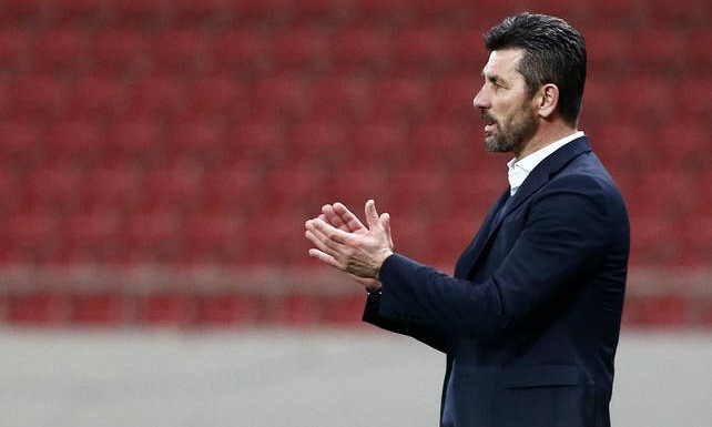 Ουζουνίδης: «Είναι πολύ βαριά η φανέλα, έχουν γίνει εγκλήματα εις βάρος μας»