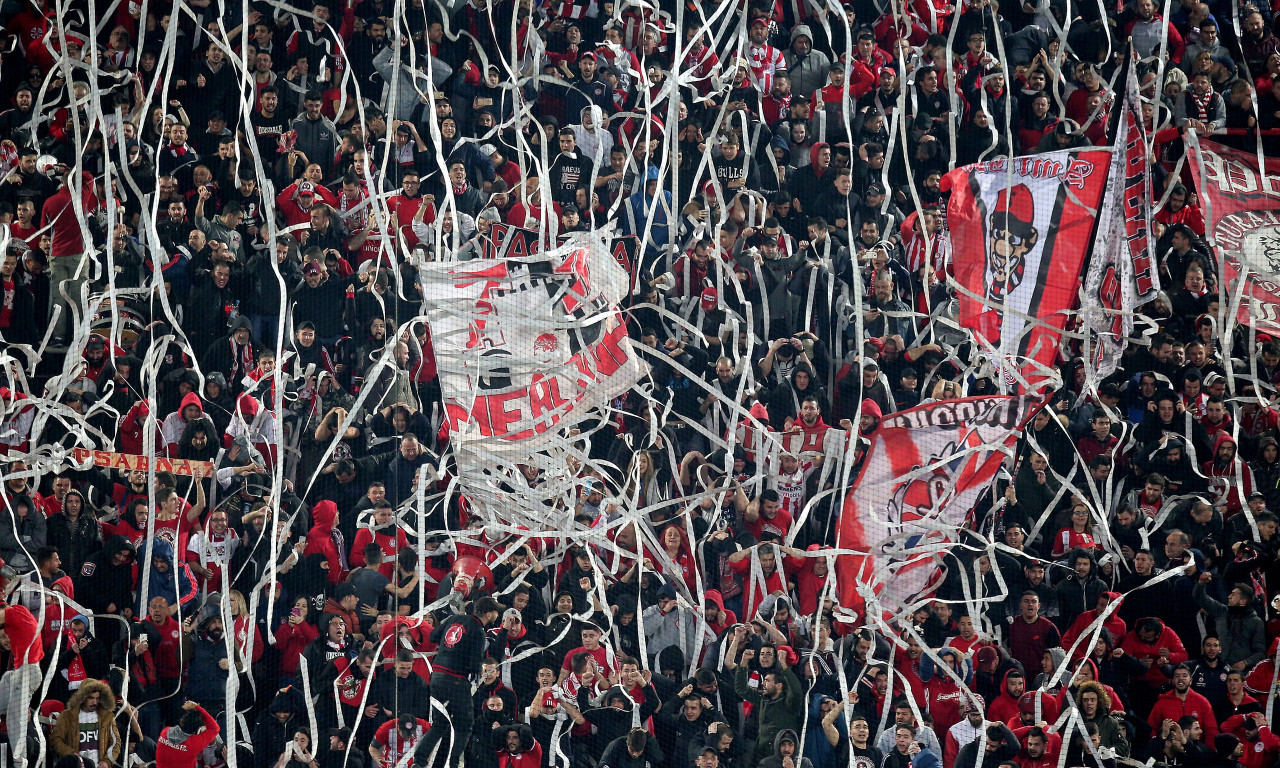 Ολυμπιακός: Δεν πάνε στην ΕΠΟ οι οπαδοί (photo)