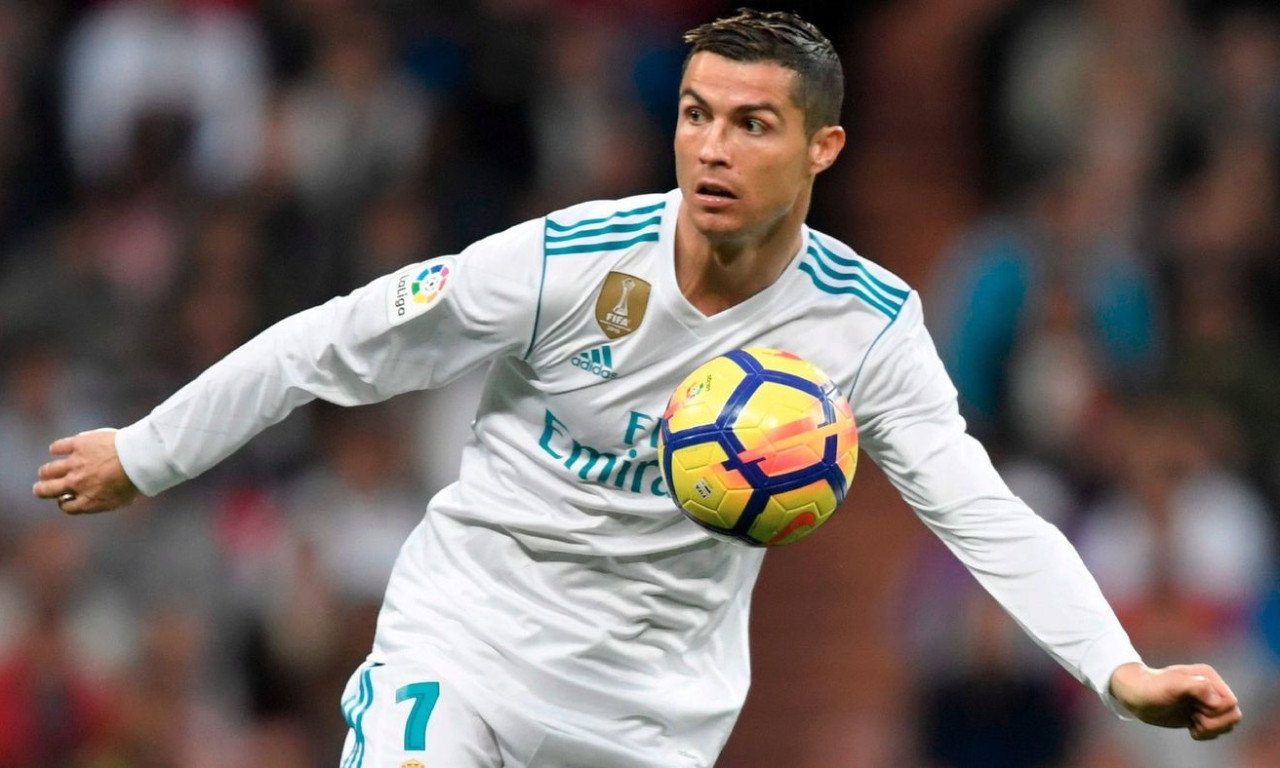 Ο… Ρονάλντο κάνει σκι και τρελαίνει κόσμο! (video)