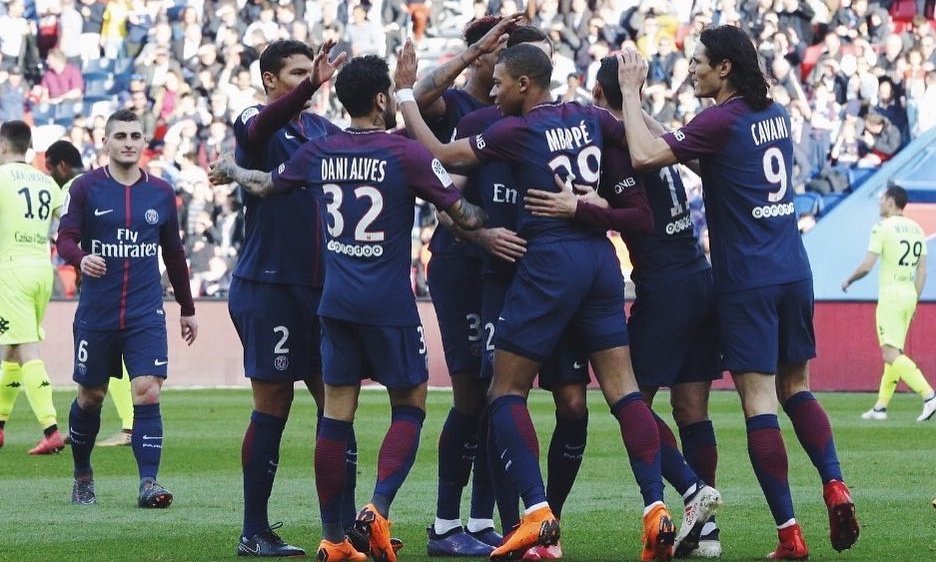 «Πυροβόλο» η Παρί Σεν Ζερμέν