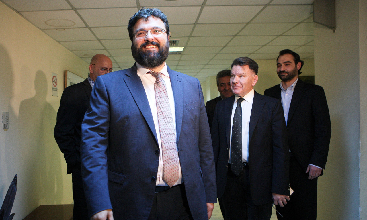 Βασιλειάδης: «Κανένα βήμα πίσω, ακόμα και Grexit»