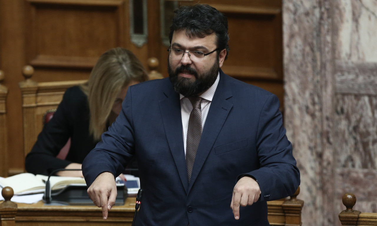 Super League: Σκέψεις Βασιλειάδη για άμεση επανέναρξη