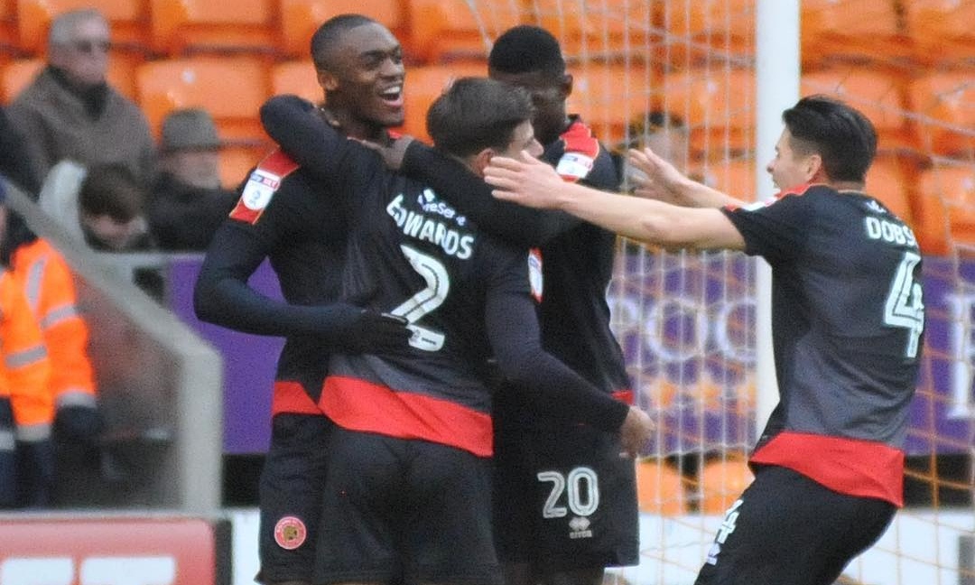 Σκάει το μπαμ στο «Νησί»