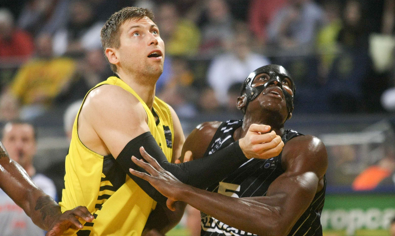 Με την αύρα του Αγγέλου