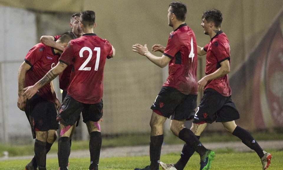 Βόμβα… στην Αλβανία