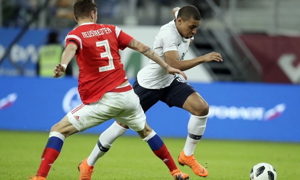 «Πάρτι» της Γαλλίας μέσα στη Ρωσία