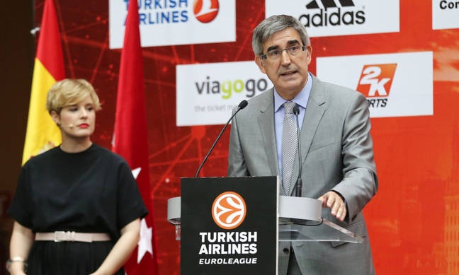 «Πόντιος Πιλάτος» ο Μπερτομέου: Ρίχνει στις ομάδες το... μπαλάκι της διαιτησίας!