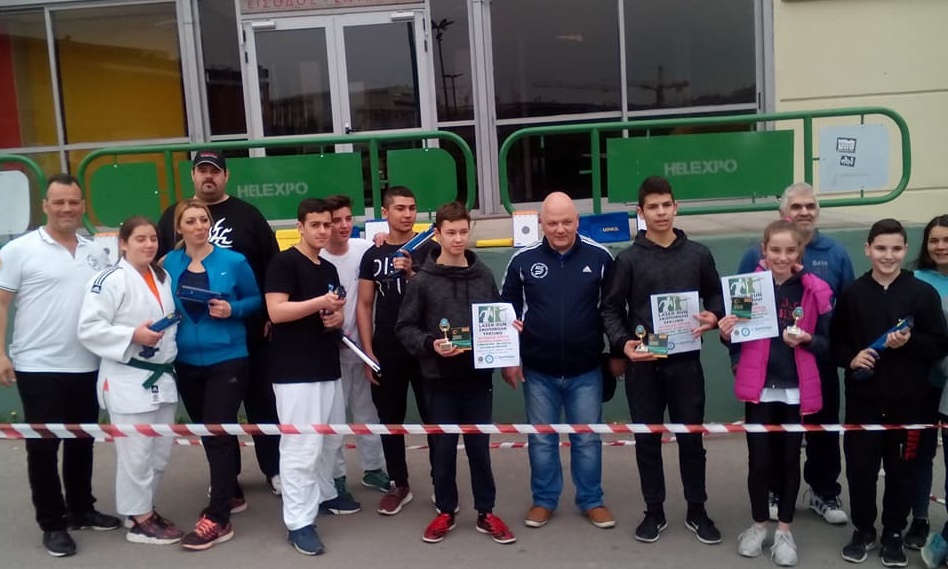 Μεγάλη απήχηση το Laser Run στη Θεσσαλονίκη