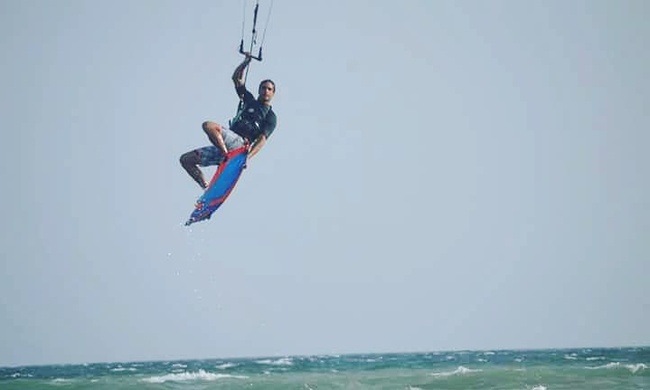 Γιάννης Δρυμωνάκος: Ένας πρώην Survivor για… surf στην Καραϊβική
