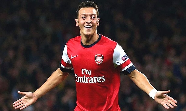 Τέλος η σεζόν για Οζίλ! (photos)