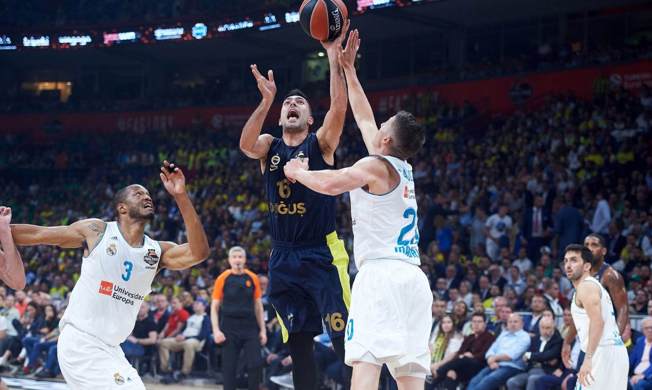 Ρεάλ Μαδρίτης-Φενέρμπατχσε 85-80: Πρωταθλήτρια Ευρώπης η «Βασίλισσα»
