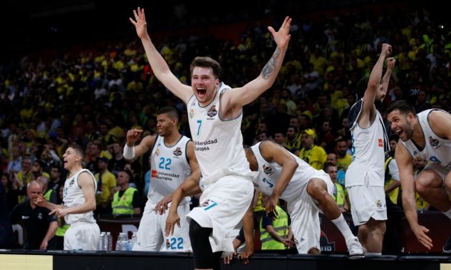 Ρεάλ Μαδρίτης: Λαϊκή απαίτηση η παραμονή του Ντόντστις