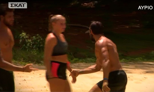 Survivor 2: Η αδιανόητη κίνηση του Πάνου Θεοδώρου στην Κατερίνα Δαλάκα και η αντίδρασή της