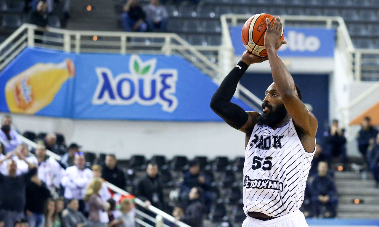 ΠΑΟΚ: Προληπτικά εκτός ο Τζόουνς