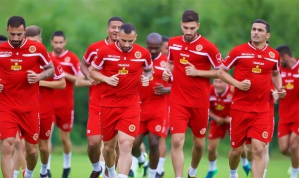 Βόμβα… σε φιλικό