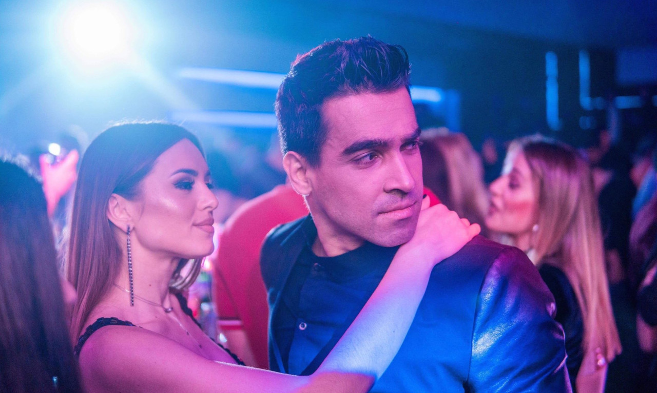 Στο «θρυλικό» Mykonos Bar ο Βασίλης Δήμας