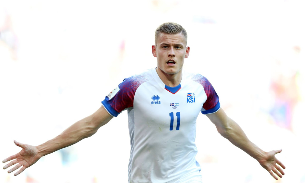 Παγκόσμιο Κύπελλο Ποδοσφαίρου 2018: Τρέλα στην Ισλανδία με το γκολ του Φινμπόγκασον (video)